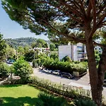 Studio Tres Spacieux Et Design Le Bella Climatise